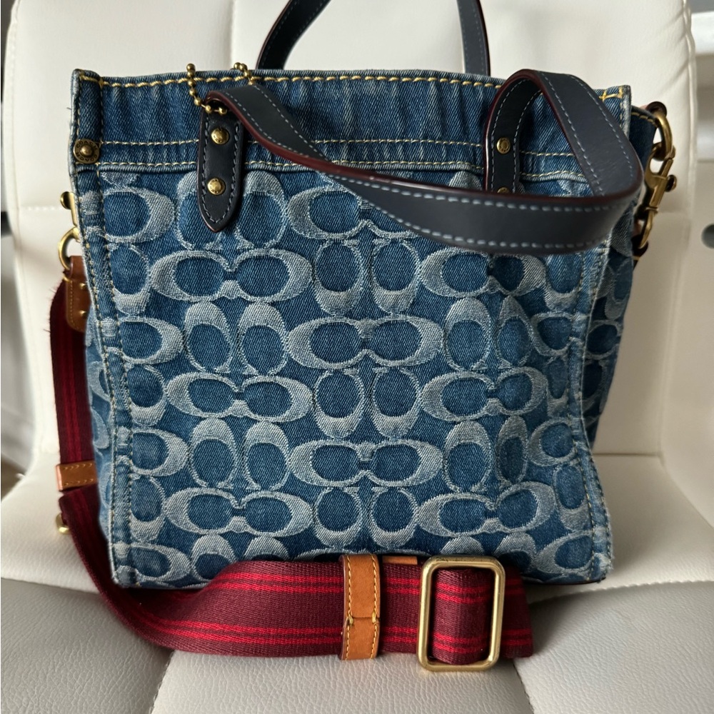 Coach Bag, Blue Monogram.
